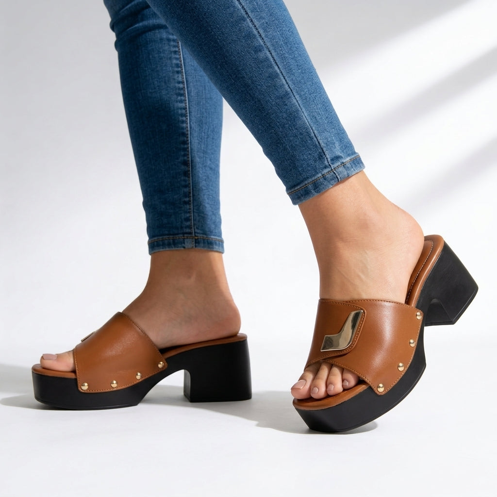 Leander Quintrell Summer Sandals