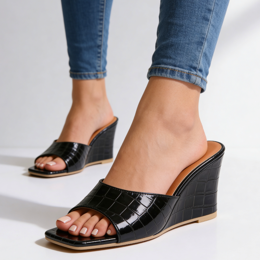 Desmond Stanmore Open Toe Slides