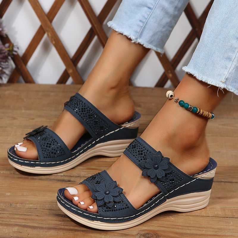 Wilhelmina Torrington Platform Sandals