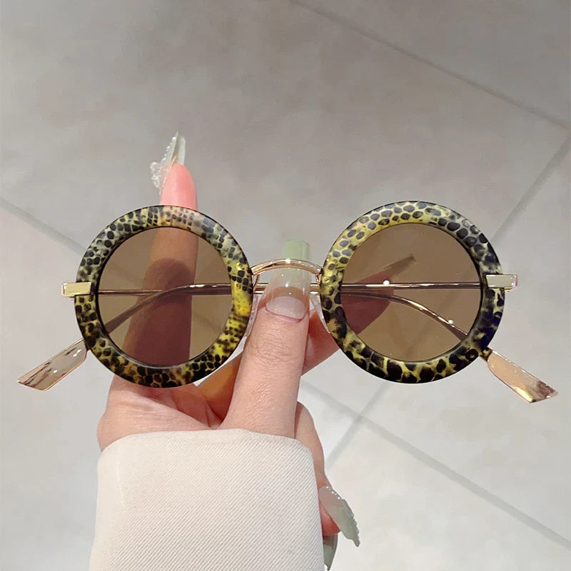 Cordelia Ravensworth Round Sunglasses