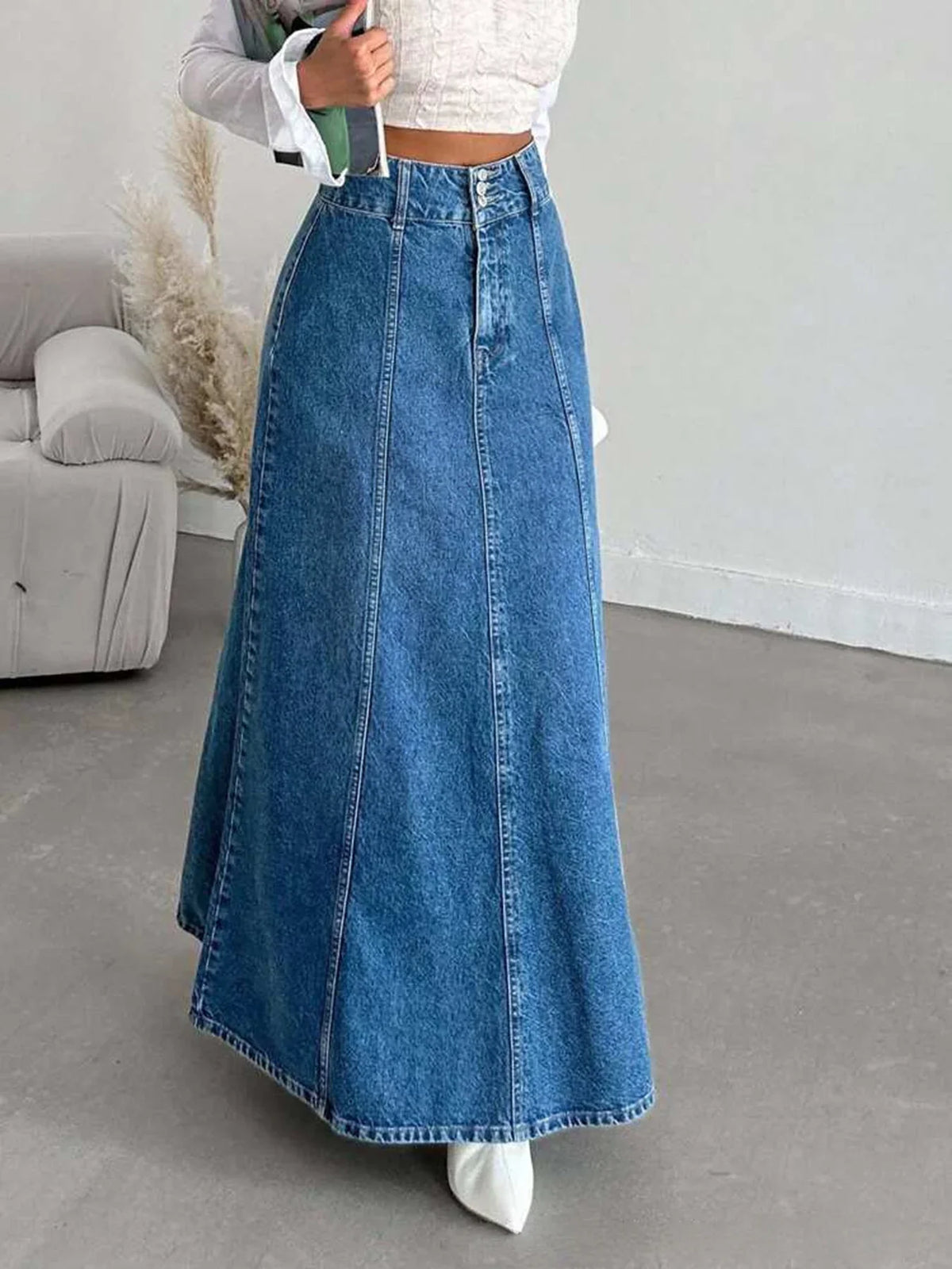 Vivienne Ravensworth Tailored Midi Skirt