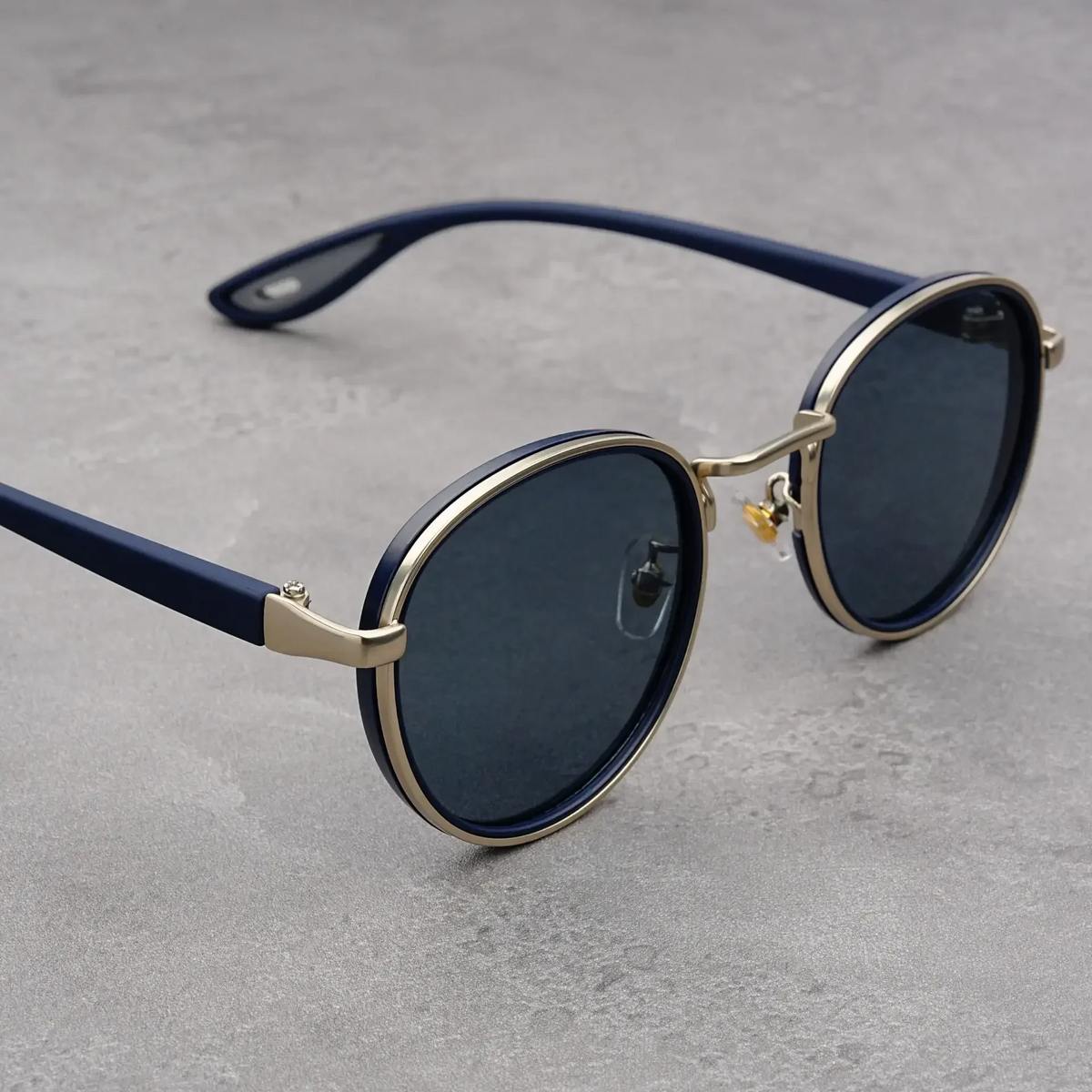 Casimir Underwood Round Sunglasses