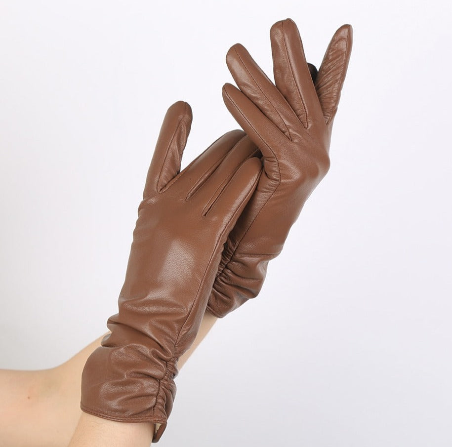 Evangeline Ashcombe Classic Gloves